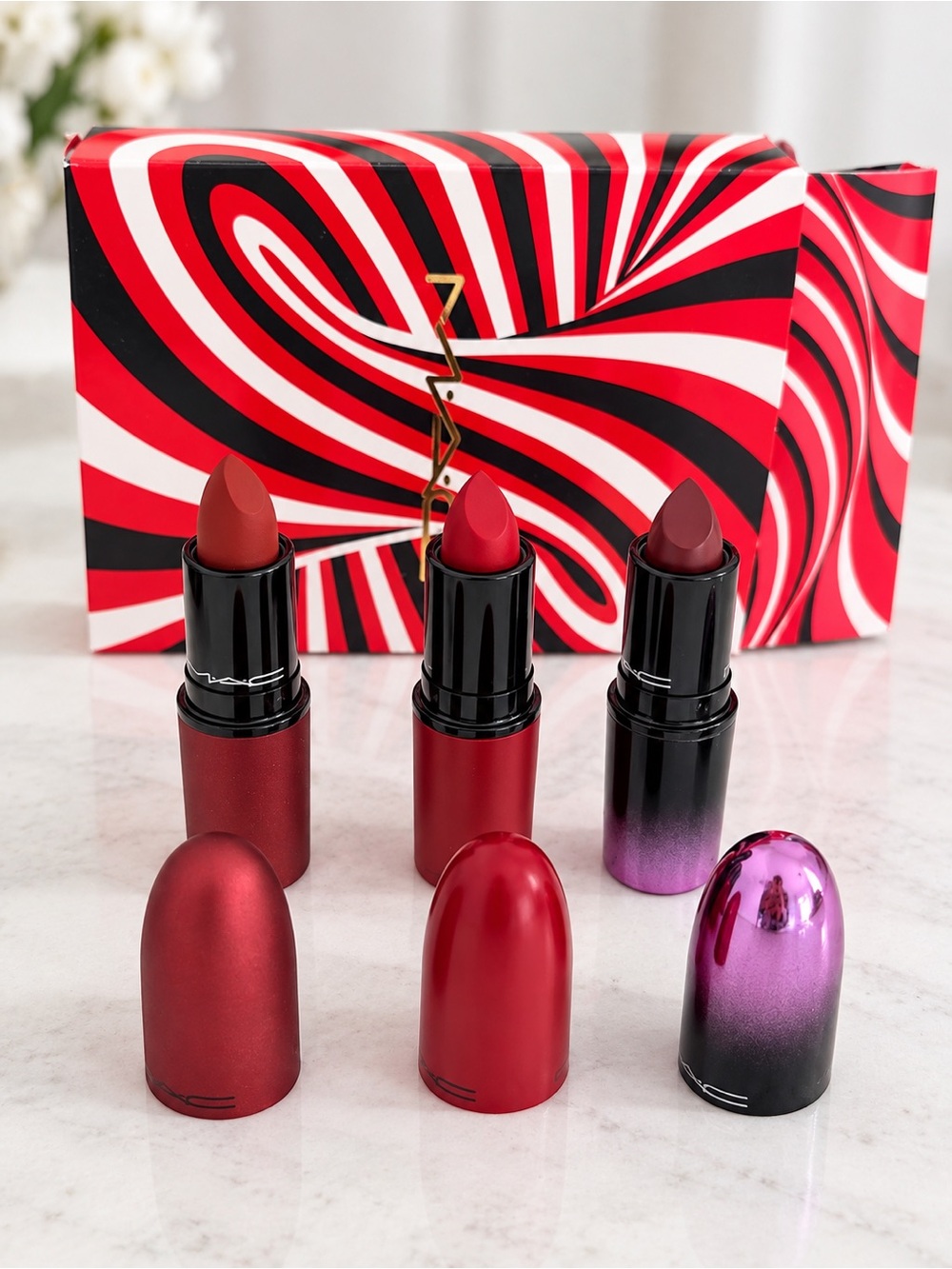 NWT MAC Hypnotizing Holiday Limited Edition Lipstick Trio Rare